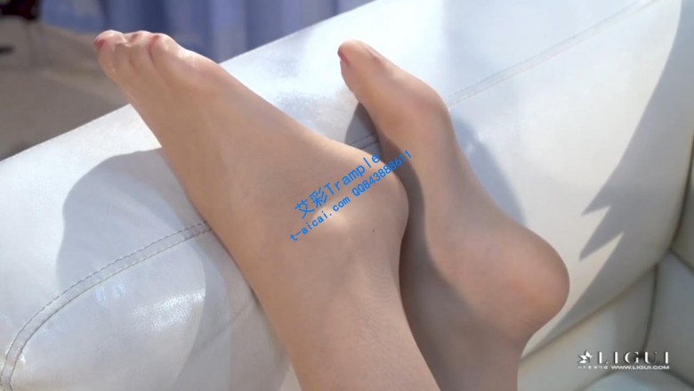 【推荐】女神丝袜美足POV调教