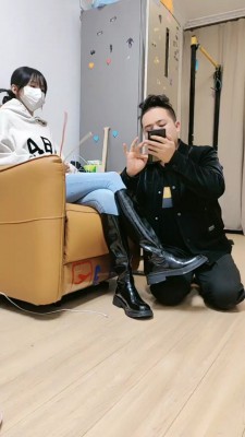 【美学】长靴学生主暴打老师 bf22550