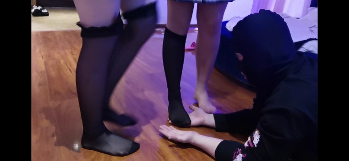 jk少女双人踩手，坐脸第一视角踩 YC-220426-3