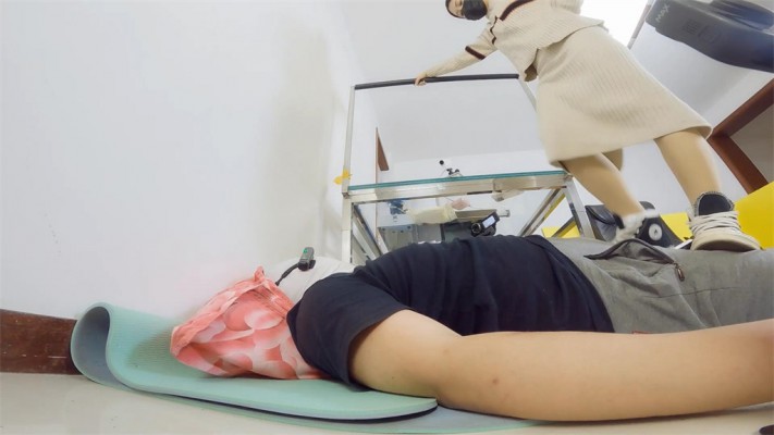 【婧児小主】晓G全语言脏帆布鞋和白袜踩头顶踩脖子 踩踹审讯 GP824F YC-220523-5