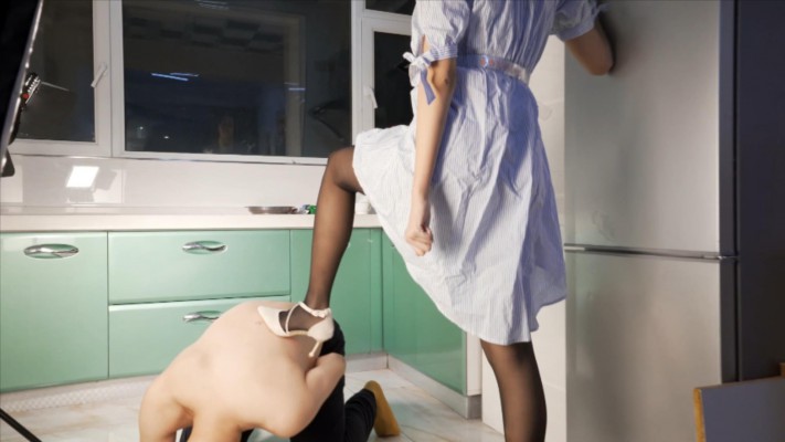 【W.K.T】—圆圆的绝对踩踏 YC-221227-4