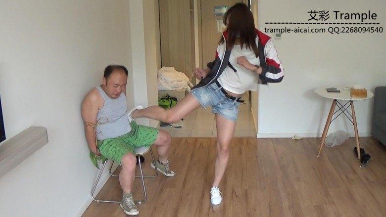 剧情片大腿下的冤魂