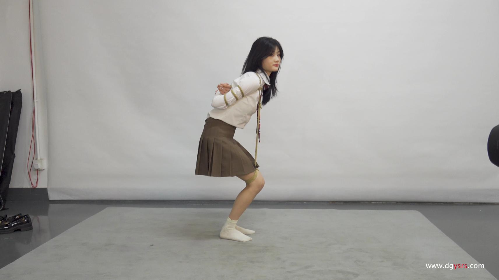 【艺束人生】2023_21期视频 欣玥JK服五花kb海老虎尝试