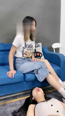 【ccyouer】开发闺蜜跪下做狗 bf18635