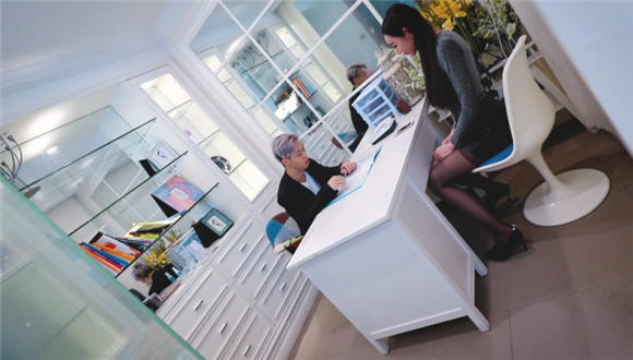 〖H.P.L栖心之栈〗—失意的都市女员工(上)