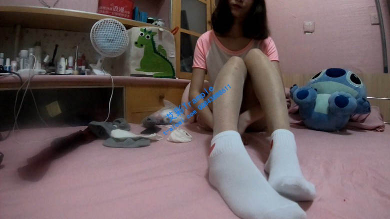 小女生秀美腿棉袜_HD绳艺资源
