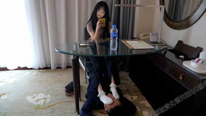 【第5风格】00后鲨鱼酱小主的首秀，踩脸tj深喉一起安排 YC-221231-5