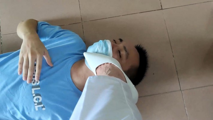 江门小鱼姐姐护士服高跟羞辱黑道老大 YC-220128-3