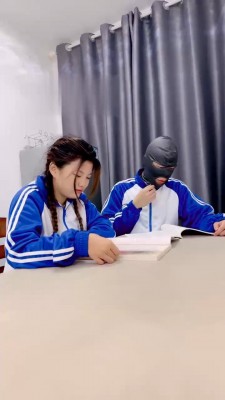 【狗哥】精彩-多名素人学生主群调 bf21886