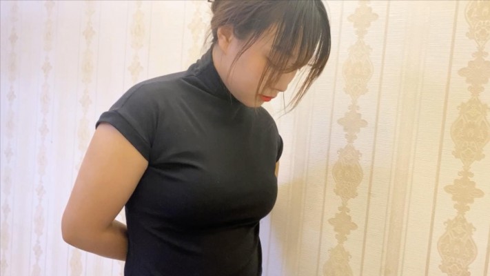 【W.K.T】—艺夏姐姐深喉插吐狗子 YC-230423-2