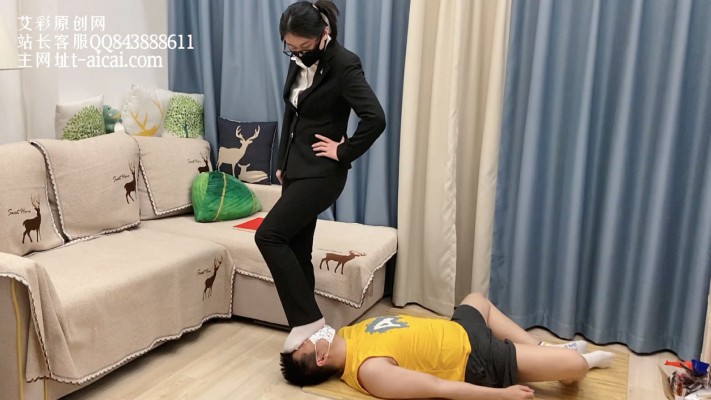 【鹿宝儿原创】老师满足学生的恋足愿望 YC-220226-3