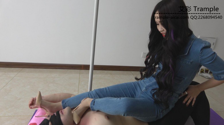 高跟极限窒息，坐脸窒息