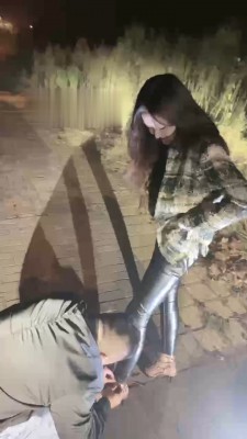 【牙乖乖】户外抓住素人带回家调【双视角完整版】 bf19348