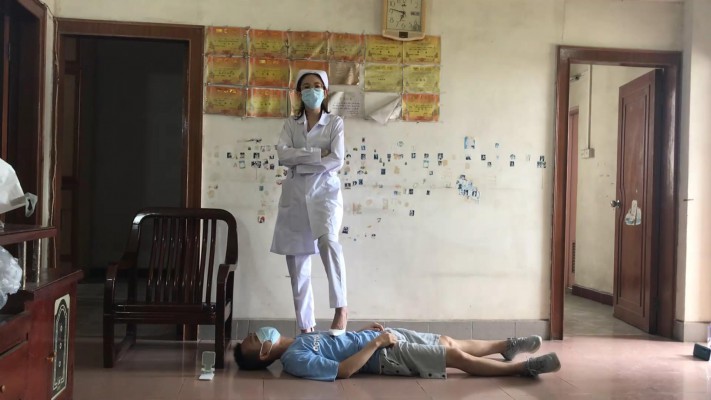 江门小鱼姐姐护士服高跟羞辱黑道老大 YC-220128-3