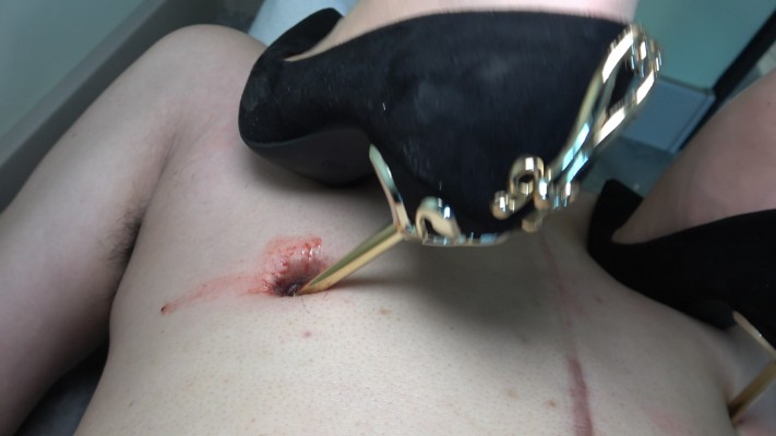 【彼岸花】高跟血虐暴踩乳头 YC-230204-8