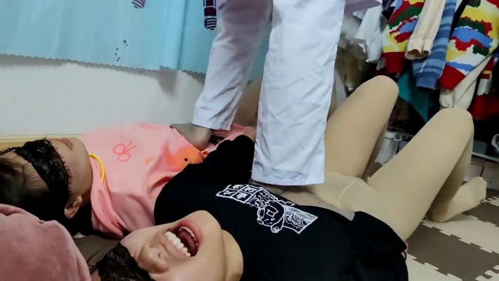 【00后蕬小乃】下班休闲踩踩女M YC-220518