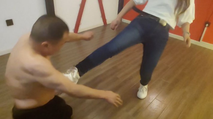 【女神学院】踢踹 YC-220321