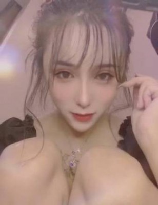 广州高颜值s晴主绞杀调教偷闻丝袜的贱货-热血女神-闻舔脚坐脸腿绞窒息 YC-220712-4