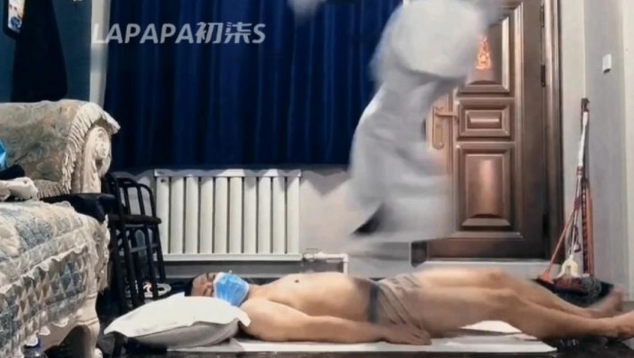 【初柒S】18岁绝美学生主长腿跆拳道全体重踩踏脚耳光踢裆踩裆 YC-220521-2