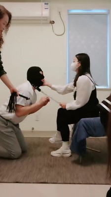 【安静大大】亲三母女圈养奴【三视角完整版】 bf22586