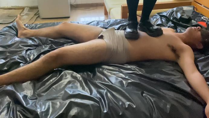 【奈奈生】 lo鞋过膝袜训练贱狗哥哥