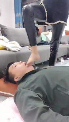 【牙乖乖】裸足辱脚垫【双视角版】 bf19910_HD绳艺资源
