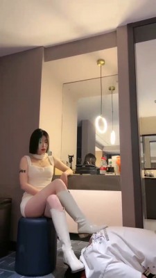 【简一】长靴御姐玩弄奶狗 bf22554_HD绳艺资源