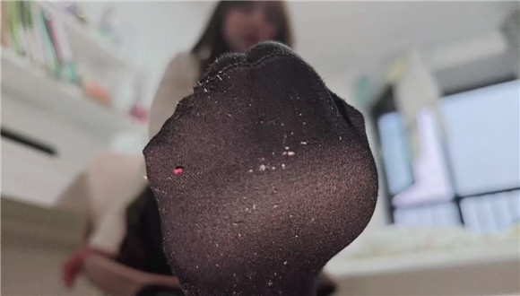 学生娇娇指令闻臭袜子