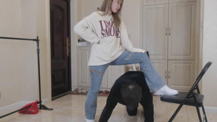 美少女SP虐狗 YC-220402-2