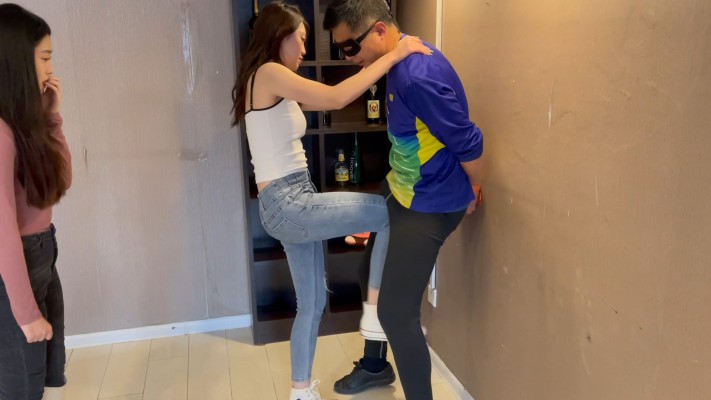 【蛋碎娇娃】『超S·联盟』怒惩夜跑搭讪男 YC-220915-2