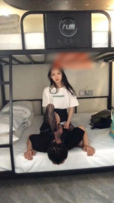 【初柒S】绝美学生S女杀手 坐脸 窒息 腿绞杀 绳绞杀 耳光 踩头辱骂M YC-220526