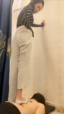 【W.K.T】—Sun女王的惬意踩踏 YC-230415-4