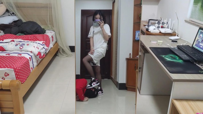 168cm中山少女姿默黑丝AJ全体重踩踏，坐脸，羞辱清理鞋子 YC-220219-6