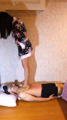 珊珊公主木履鞋多双高跟长靴践踏猪八戒