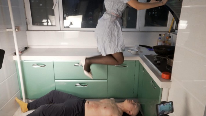 【W.K.T】—圆圆的绝对踩踏 YC-221227-4