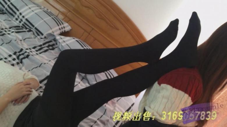 【绝对典藏】双人互闻长靴内的秘密，脚尖的到底是什么？