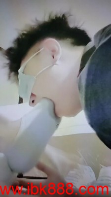 【嘟嘟S】脏白袜恋足调 bf23443