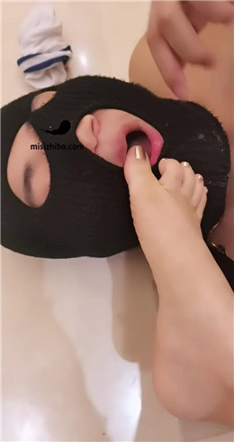 【Fiona菲菲】输了拿狗撒气 bf21471