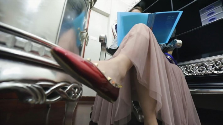 〖H.P.L栖心之栈〗—血族的传说 下 (采萱) HPL-230117