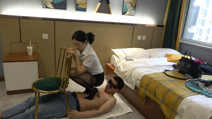 【彼岸花】高跟鞋踩乳头拷问犯人 YC-221226-4