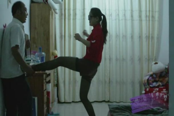 叛逆女弟子(上)–高抬腿踩脖子吐血_HD绳艺资源