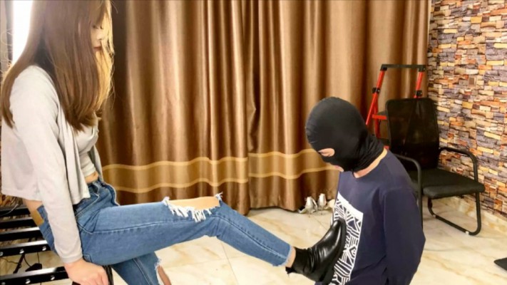 【W.K.T】—小美女初调贱狗 YC-221017-5