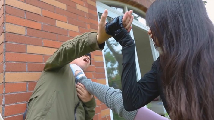 〖H.P.L栖心之栈〗—芷晴物体破坏+腿刑 HPL-221123