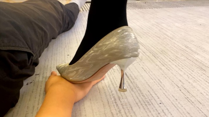 【W.K.T】—妍妍脚下的狗 YC-230113-3