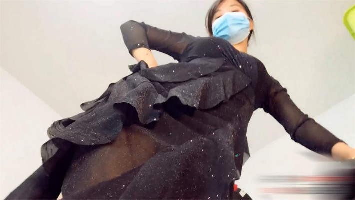 【婧児小主】婧児主人全语言 高跟肉丝挑逗踩踏游戏 支配脚下的奴才！ YC-220423-5