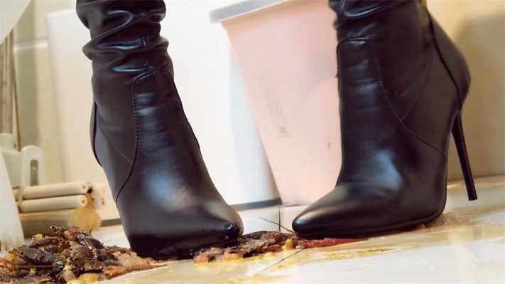 【婧児小主】晓G全语言GTS Crush双靴小奴隶们戏谑嘲笑把龙虾踩成肉酱 YC-220523-7