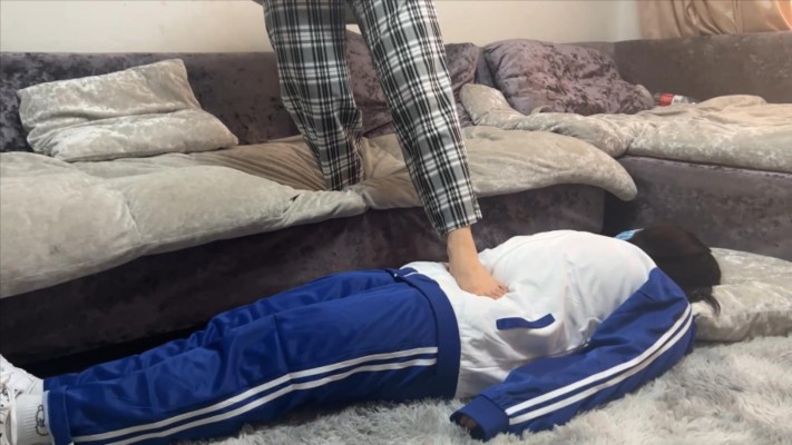 【珂珂女m】家教脚下的女m(上) YC-220430-12_HD绳艺资源
