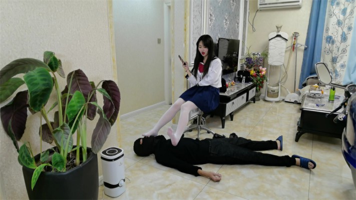 小爱JK踩踏 YC-220219-3