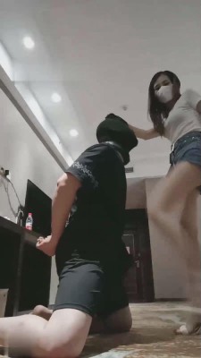 【多多】深夜骑马踩踏深喉 bf17608