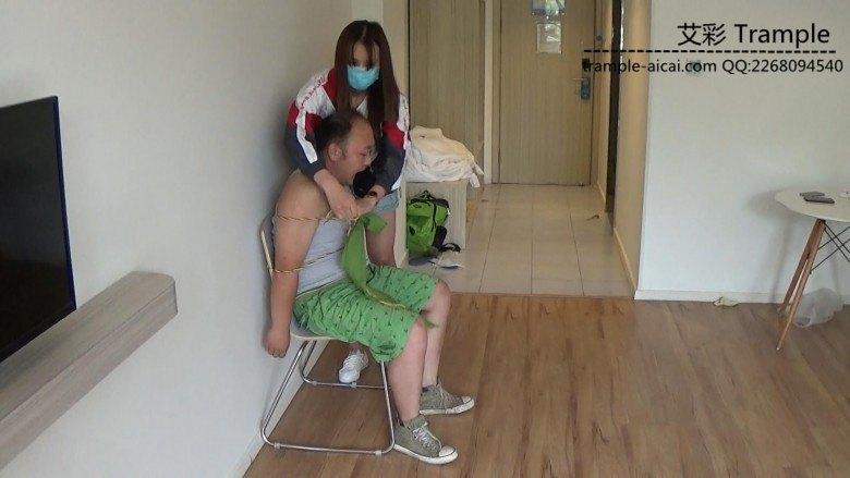 剧情片大腿下的冤魂